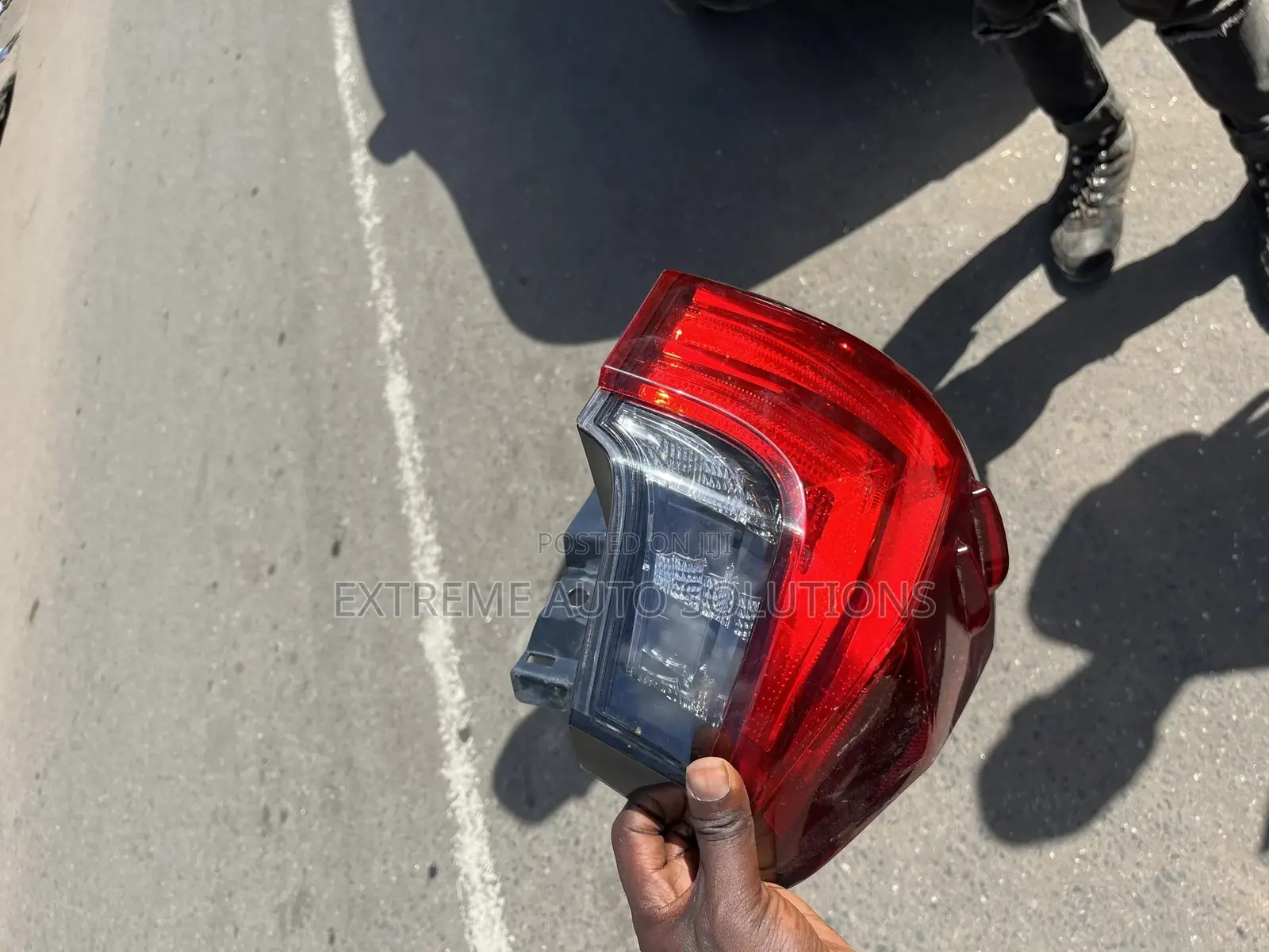 Lexus LX 570 Taillights