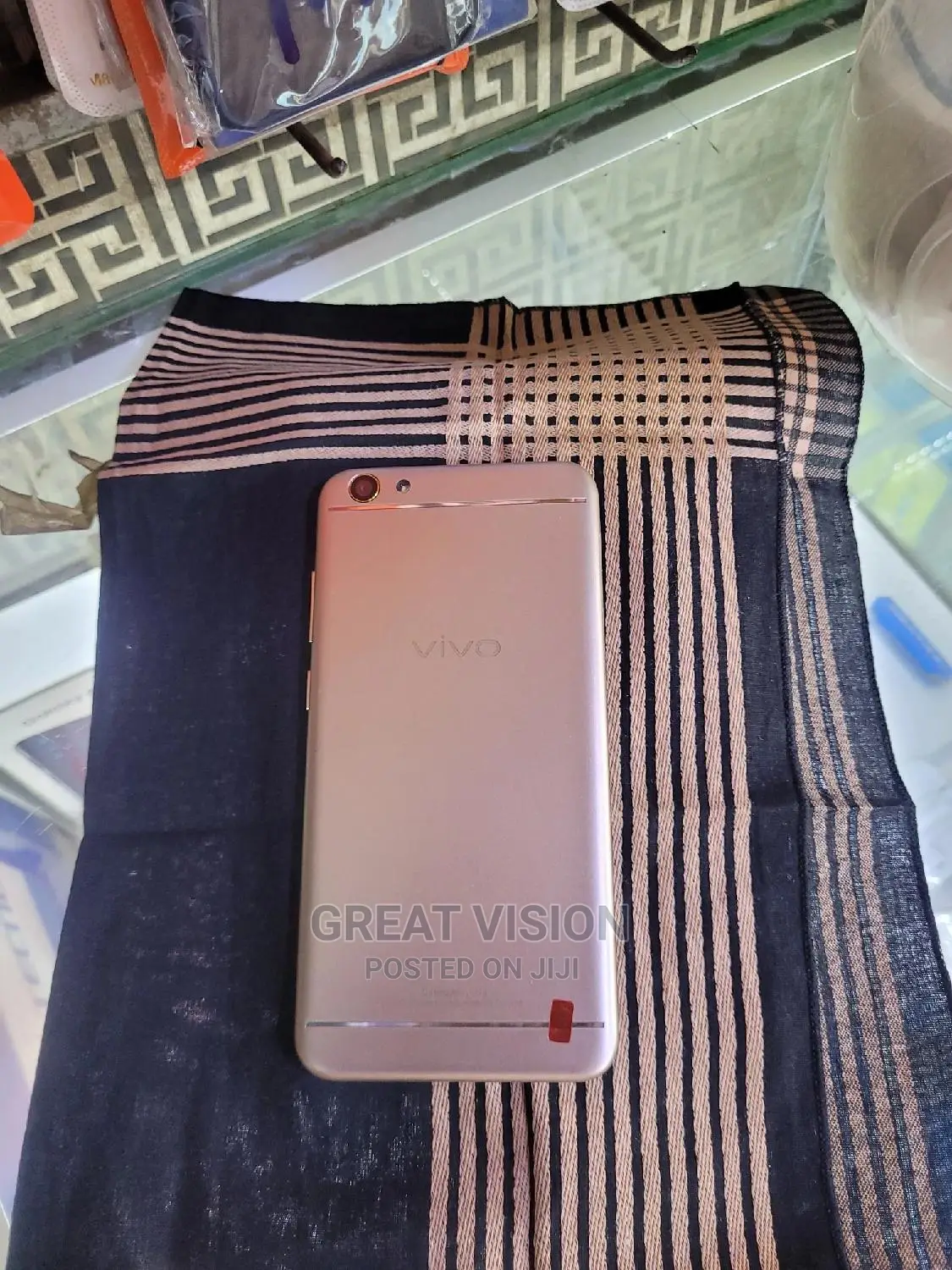 Vivo Y16 64 GB Gold