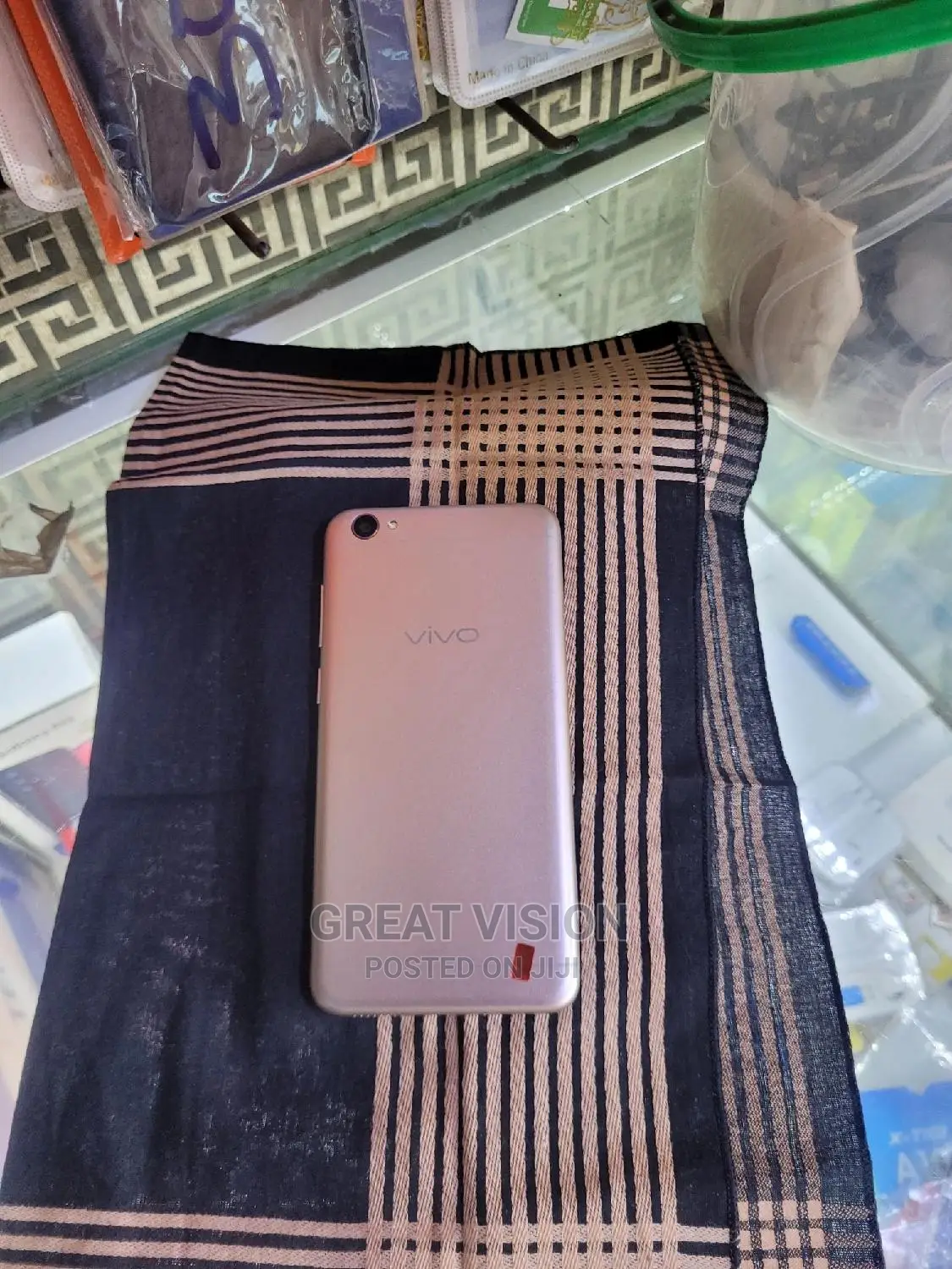 Vivo iQOO U1 64 GB Gold