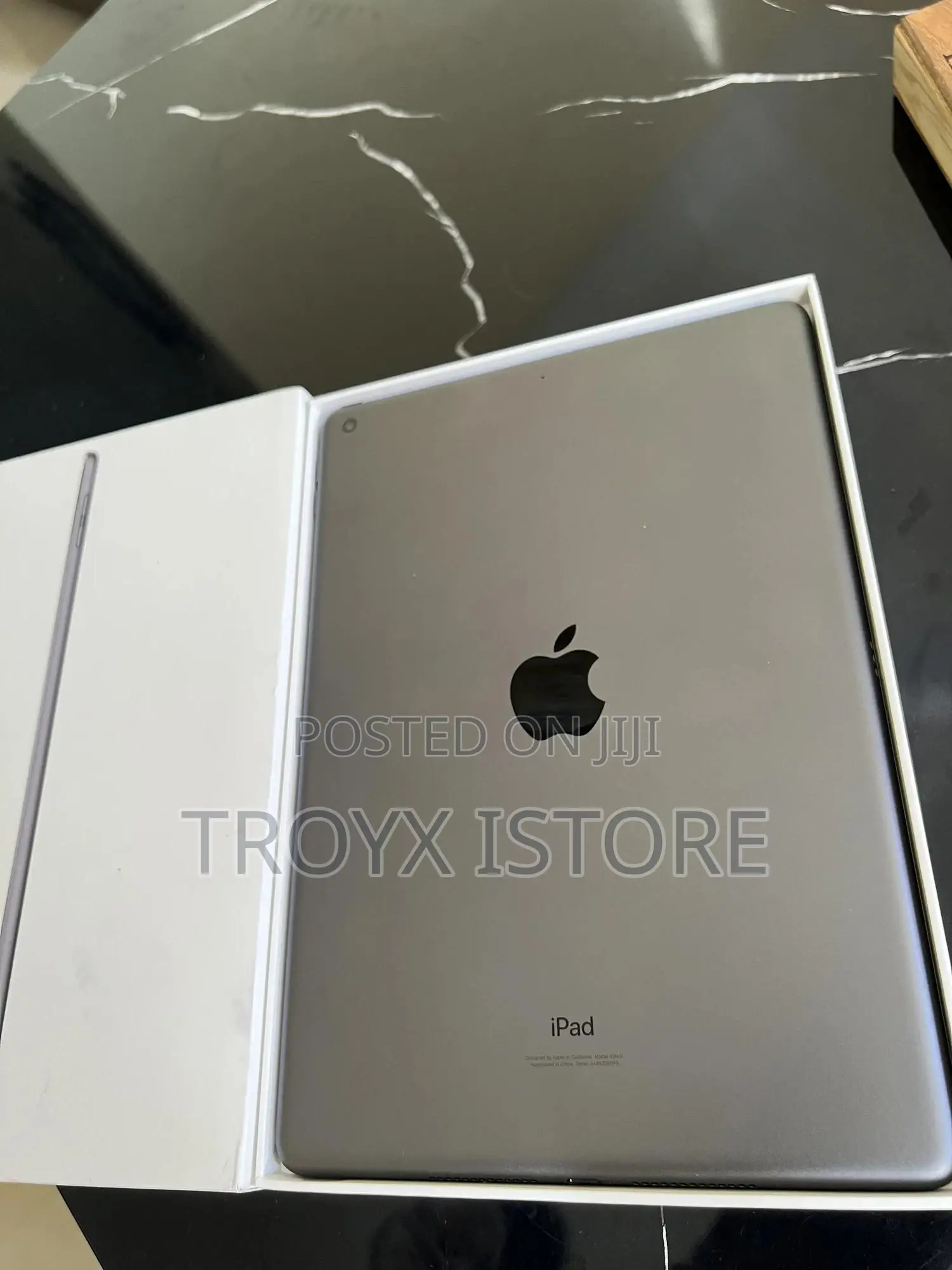Apple iPad 10.2 (2021) 64 GB Gray