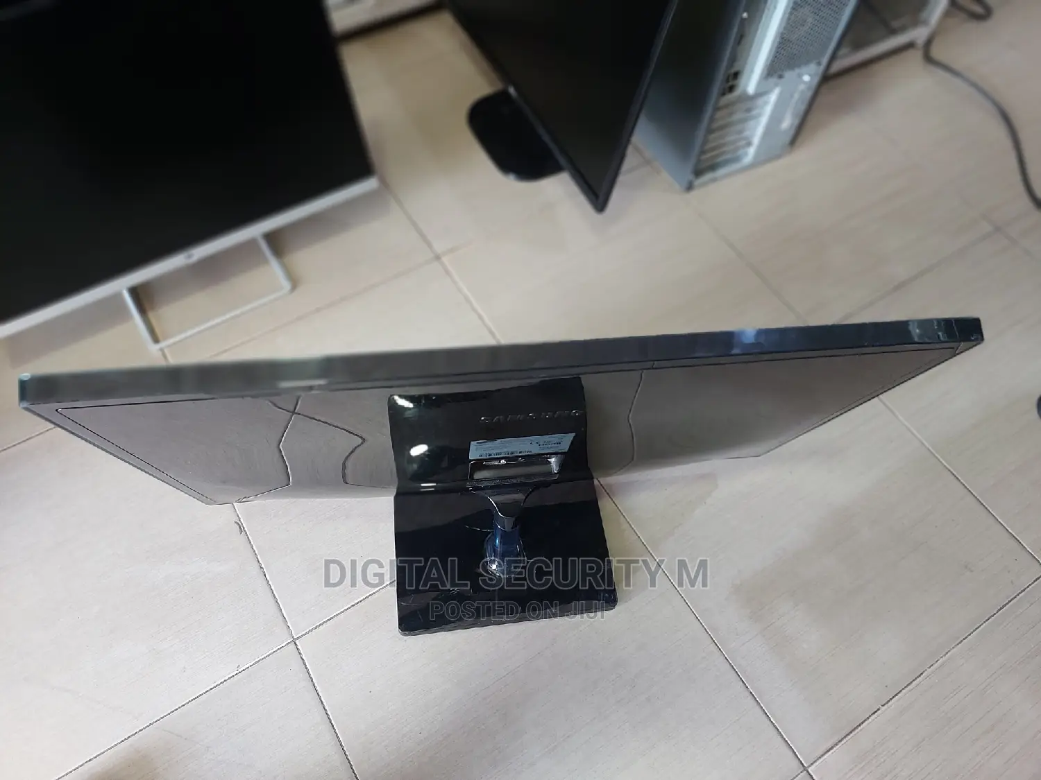 Samsung 27 Inch Monitor for Graphics