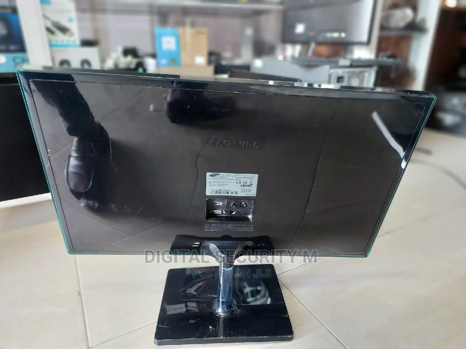 Samsung 27 Inch Monitor for Graphics