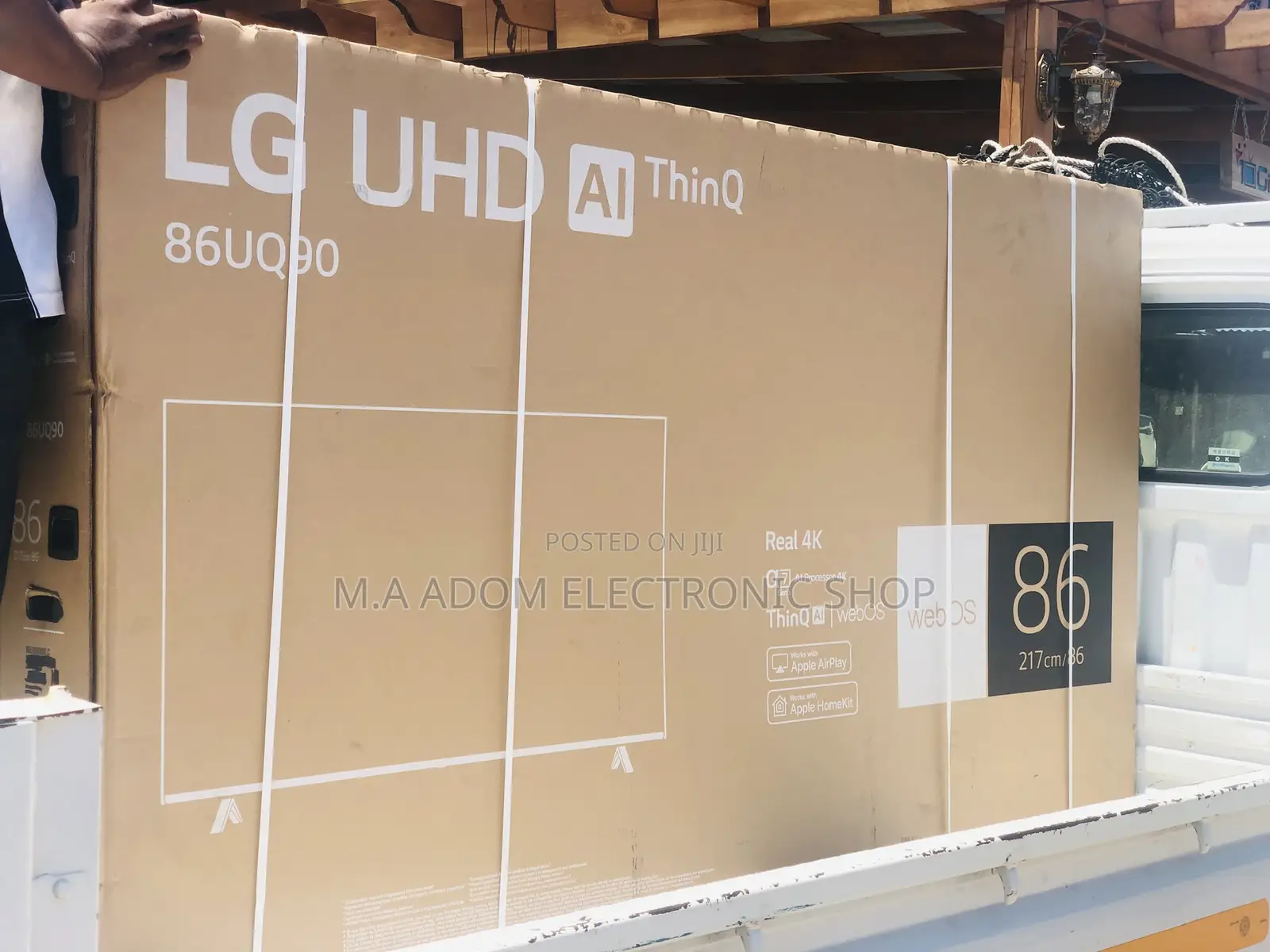 Lg 86” Slim Size UHD Smart Tv