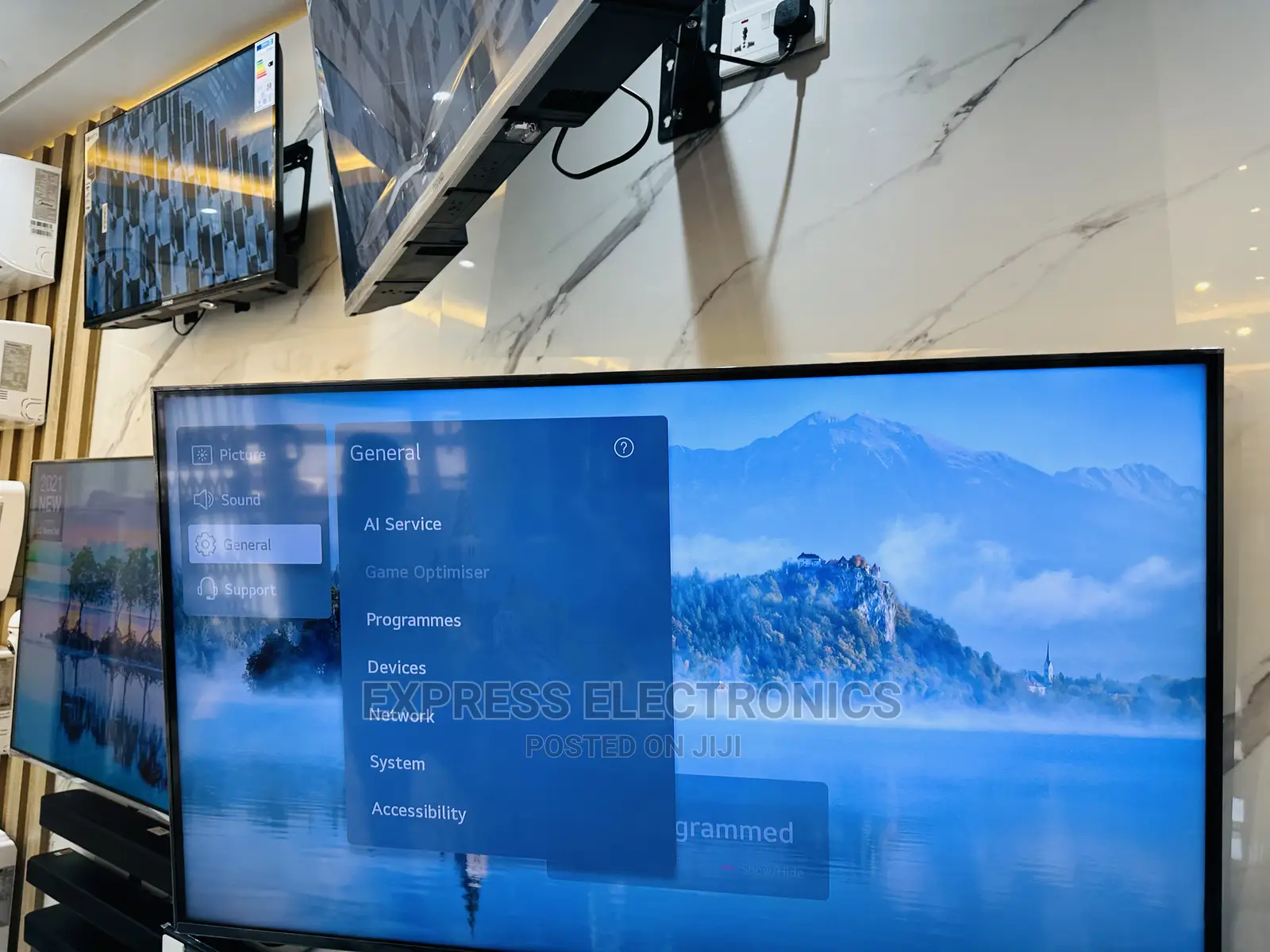 Best Choice of LG UHD Smart Tv Uq70 55”