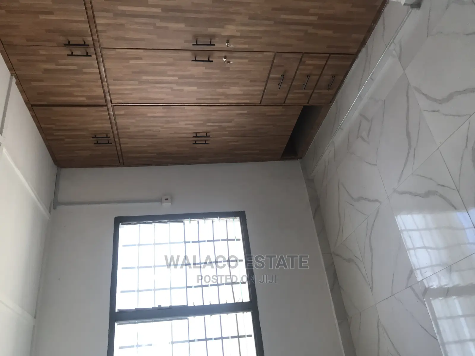 5bdrm Apartment in Walako Estate, Kaneshie for Rent