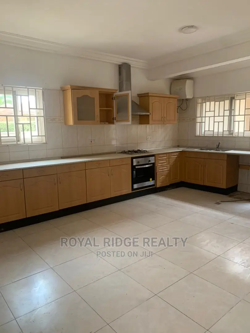 4bdrm Duplex in Regimanuel Estate, Accra Metropolitan for Rent