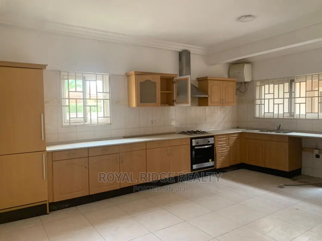 4bdrm Duplex in Regimanuel Estate, Accra Metropolitan for Rent