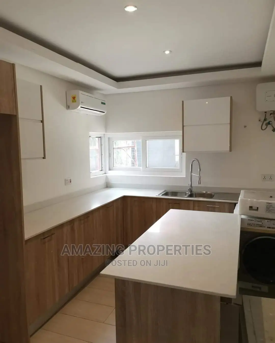 3bdrm Apartment in Airport for Sale