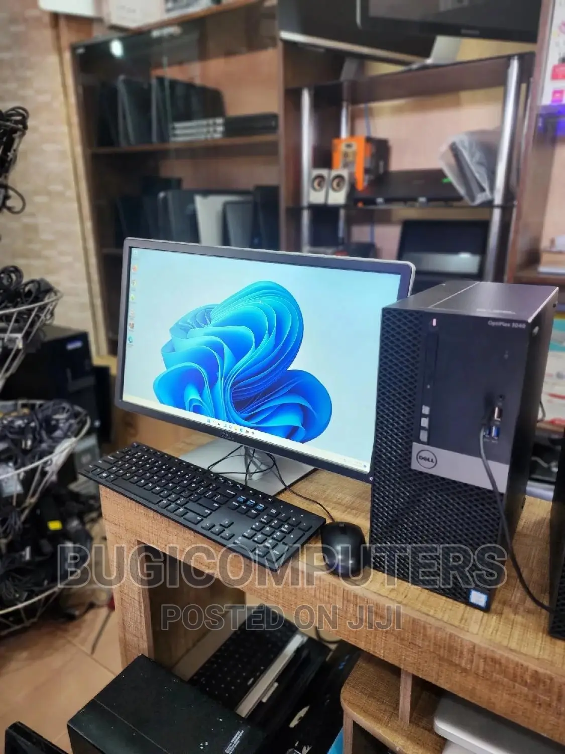 Desktop Computer Dell OptiPlex 3050 8GB Intel Core I5 HDD 500GB
