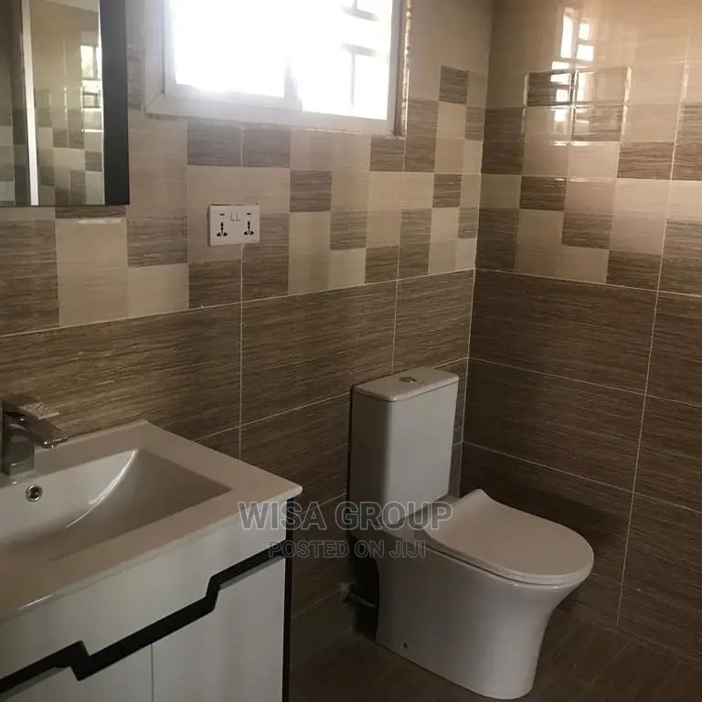 4bdrm Duplex in Wisa Groups, Accra Metropolitan for Rent