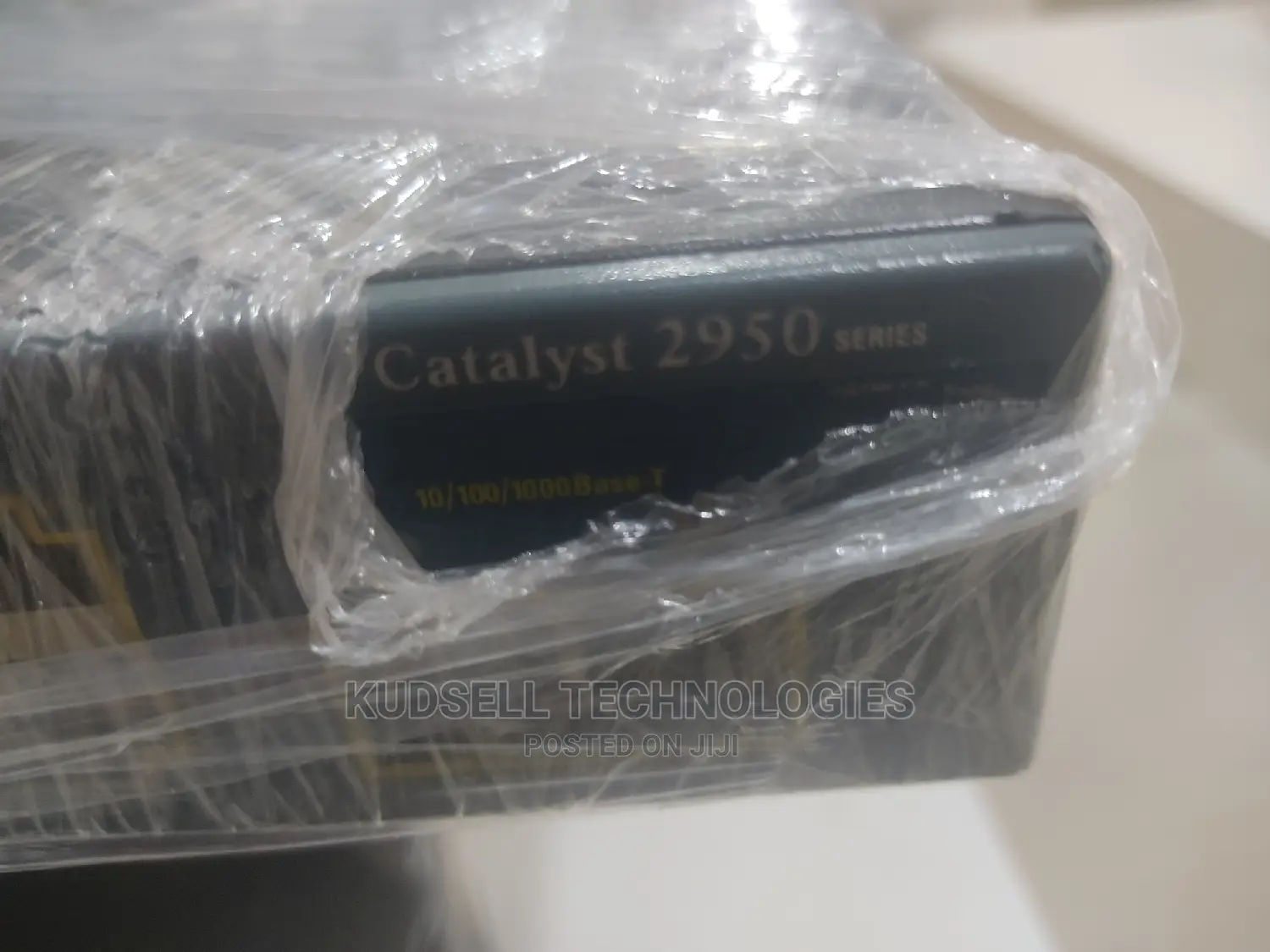 Cisco Catalyst 2950G 48-Port Managed Network Switch Gigabit