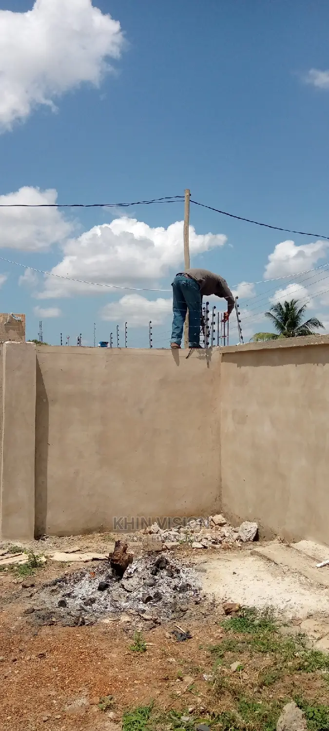Electric Fence Security and Use of Quality Materials