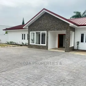 3bdrm House in Labone Junction for Rent