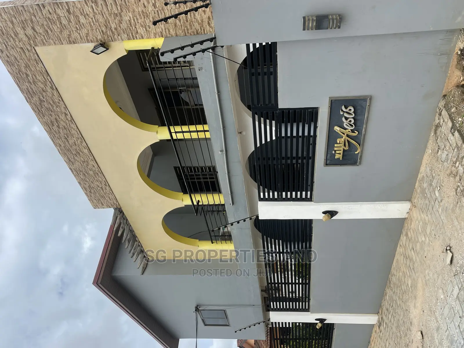 3bdrm Apartment in Coastal, Spintex for Rent