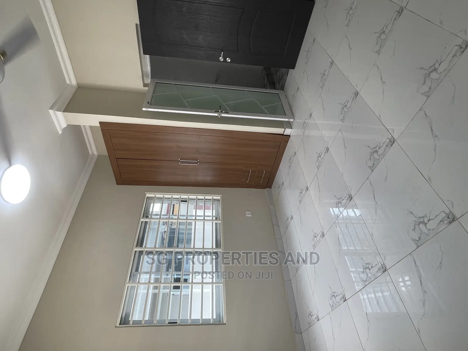 3bdrm Apartment in Coastal, Spintex for Rent