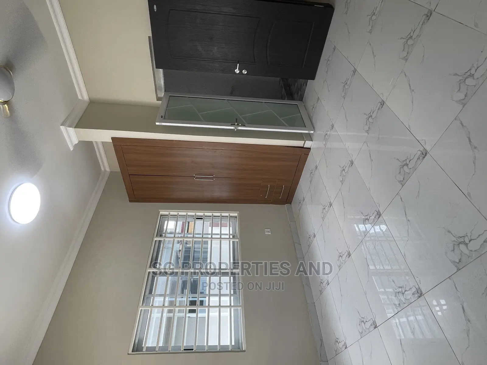 3bdrm Apartment in Coastal, Spintex for Rent