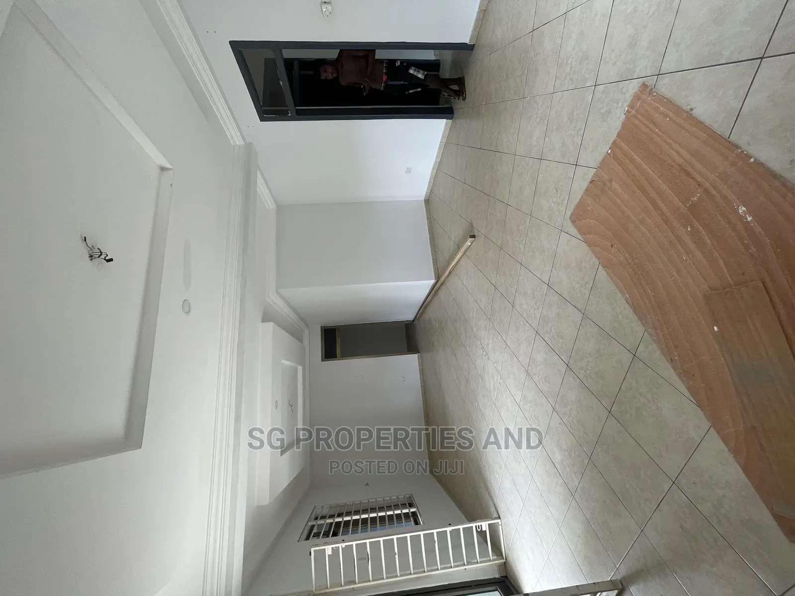 3bdrm Apartment in Coastal, Spintex for Rent