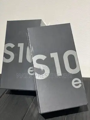 New Samsung Galaxy S10e 128 GB Black