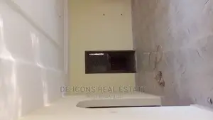 3bdrm Duplex in De-Icons Real Estate, Awutu Senya East Municipal