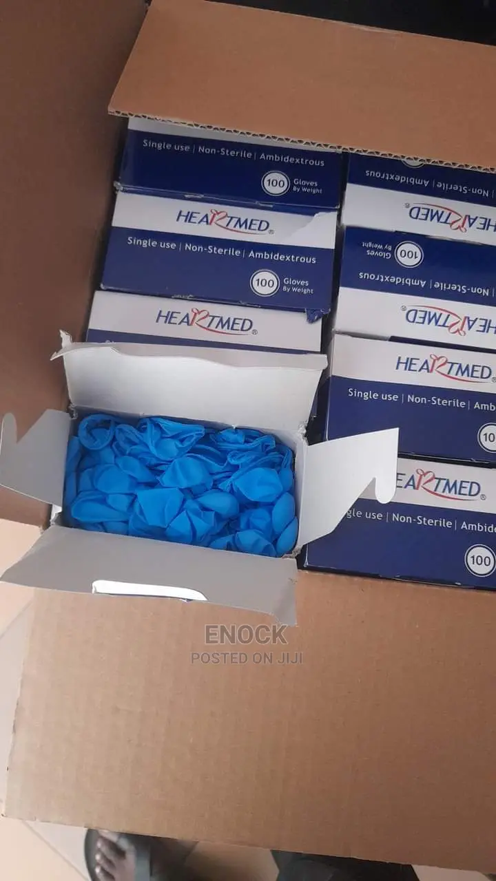 Nitrile Gloves