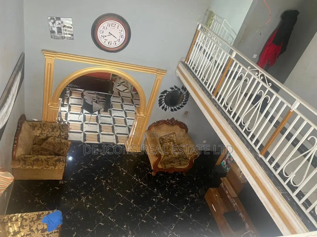 4bdrm Duplex in De-Icons Real Estate for Sale