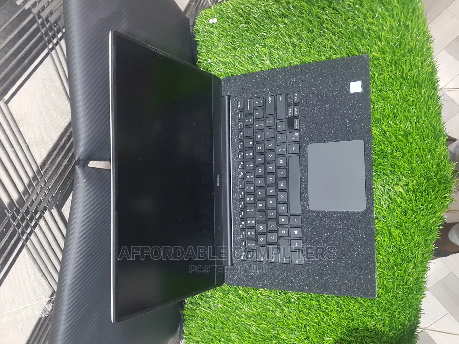 New Laptop Dell XPS 15 9560 16GB Intel Core I5 HDD+SSD 512GB