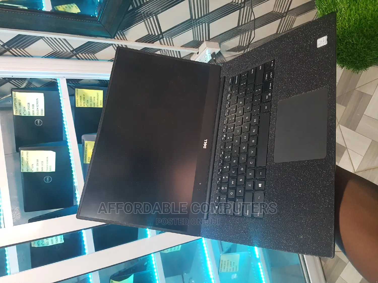 New Laptop Dell XPS 15 9560 16GB Intel Core I5 HDD+SSD 512GB