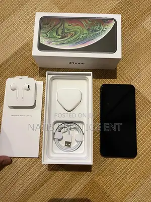 New Apple iPhone XS Max 256 GB Black