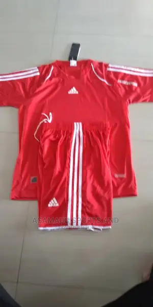 Original Set Of Jersey Top And Down At Cool Price