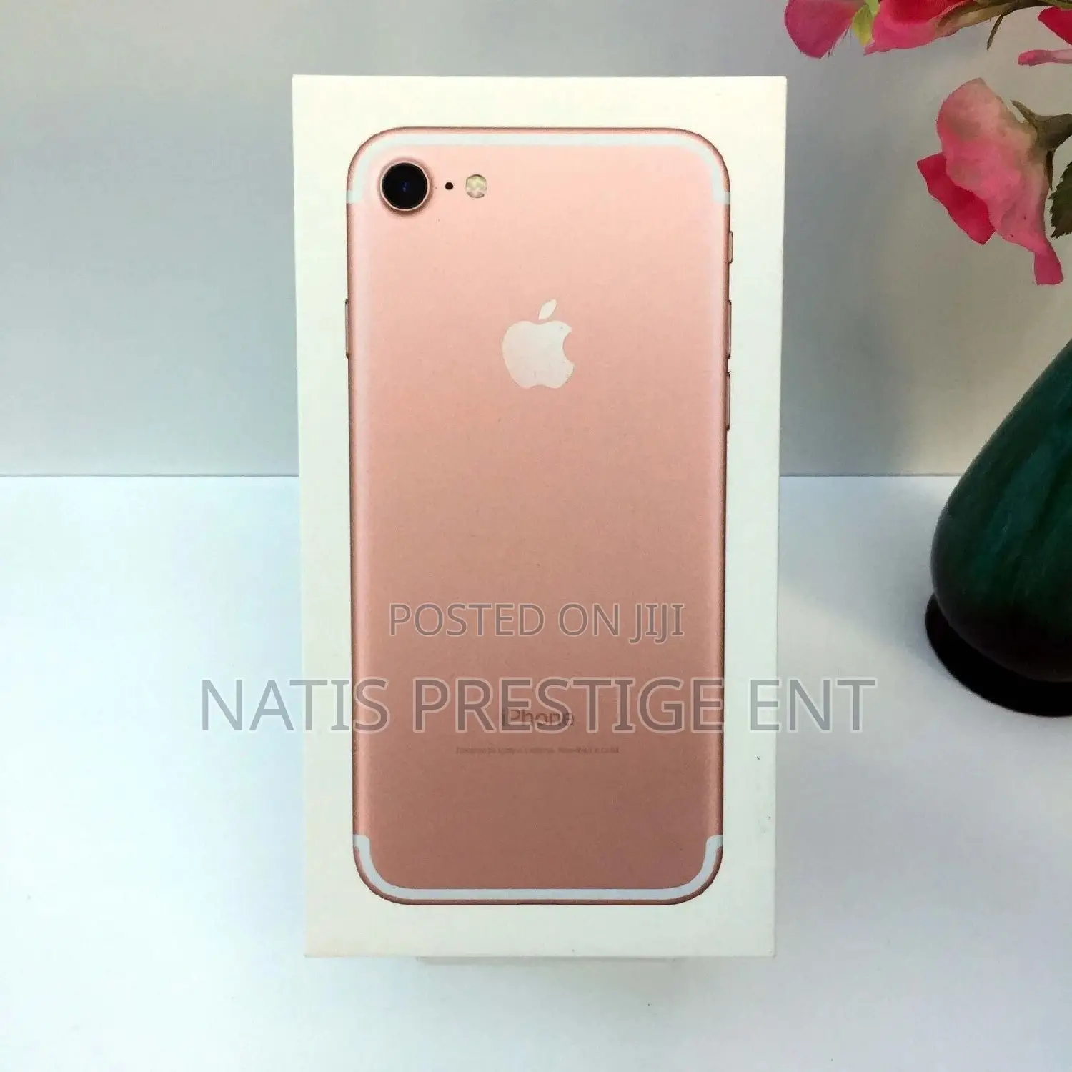 New Apple iPhone 7 128 GB Gold