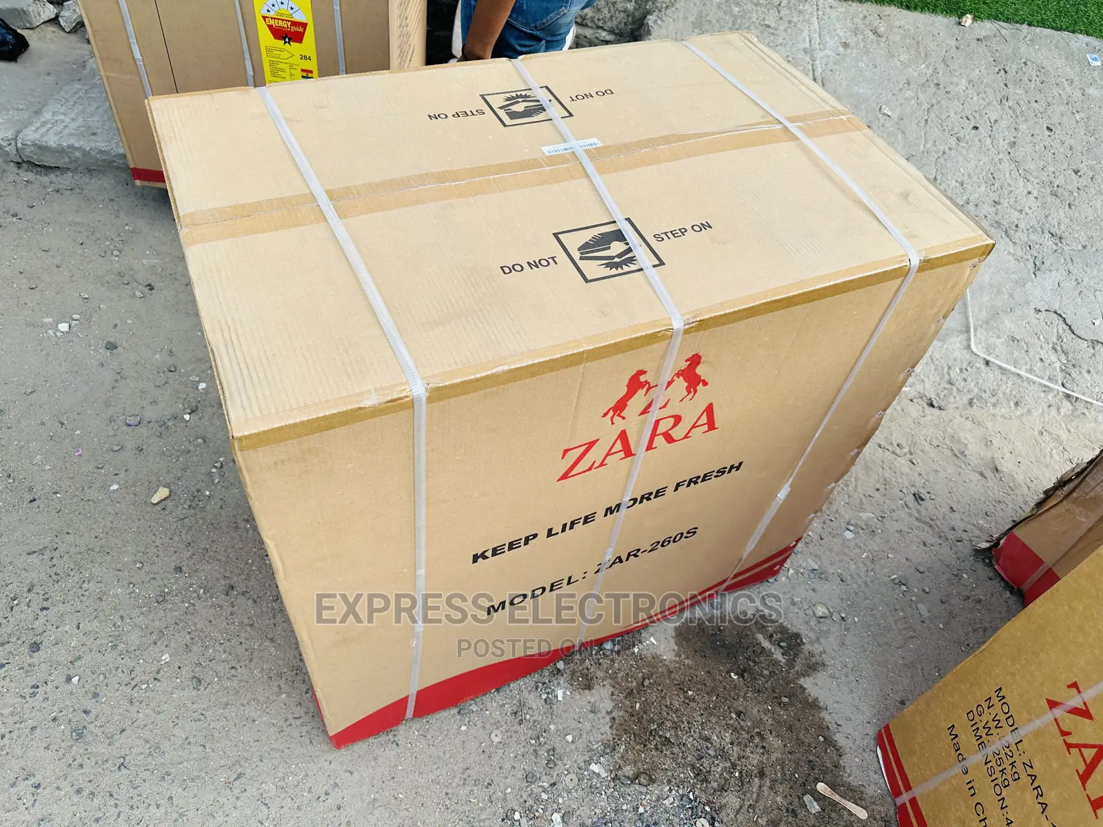 Affordable and Quality Zara Chest Freezer Grey 200L