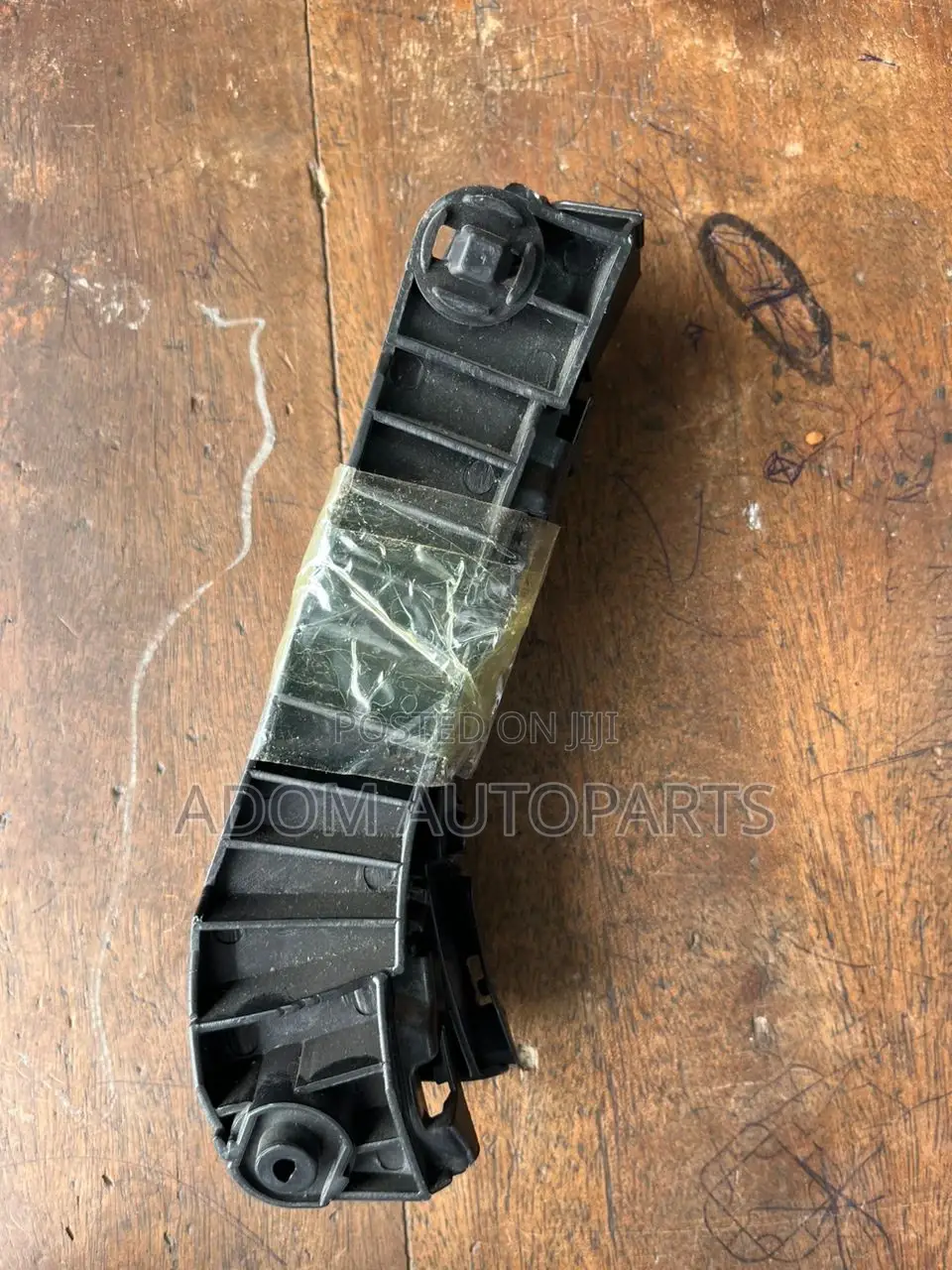 Camry 2009 2010 2011 Bumper Locker