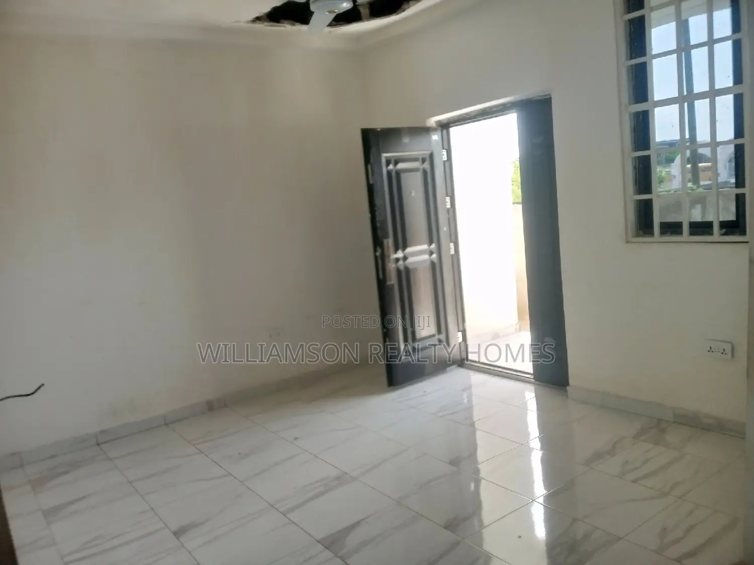 1bdrm Apartment in Community 18, Spintex for rent