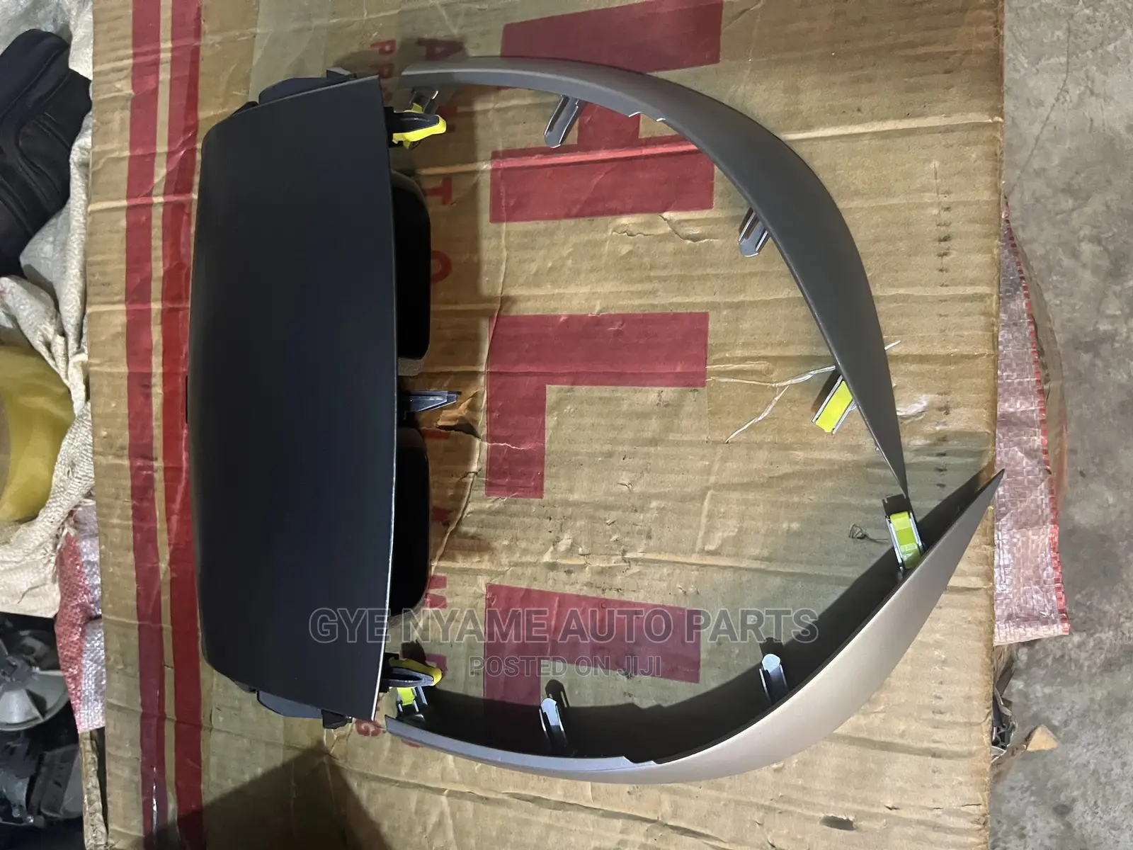 Toyota Corolla 2009_2012 Air Condition Vent( Console)