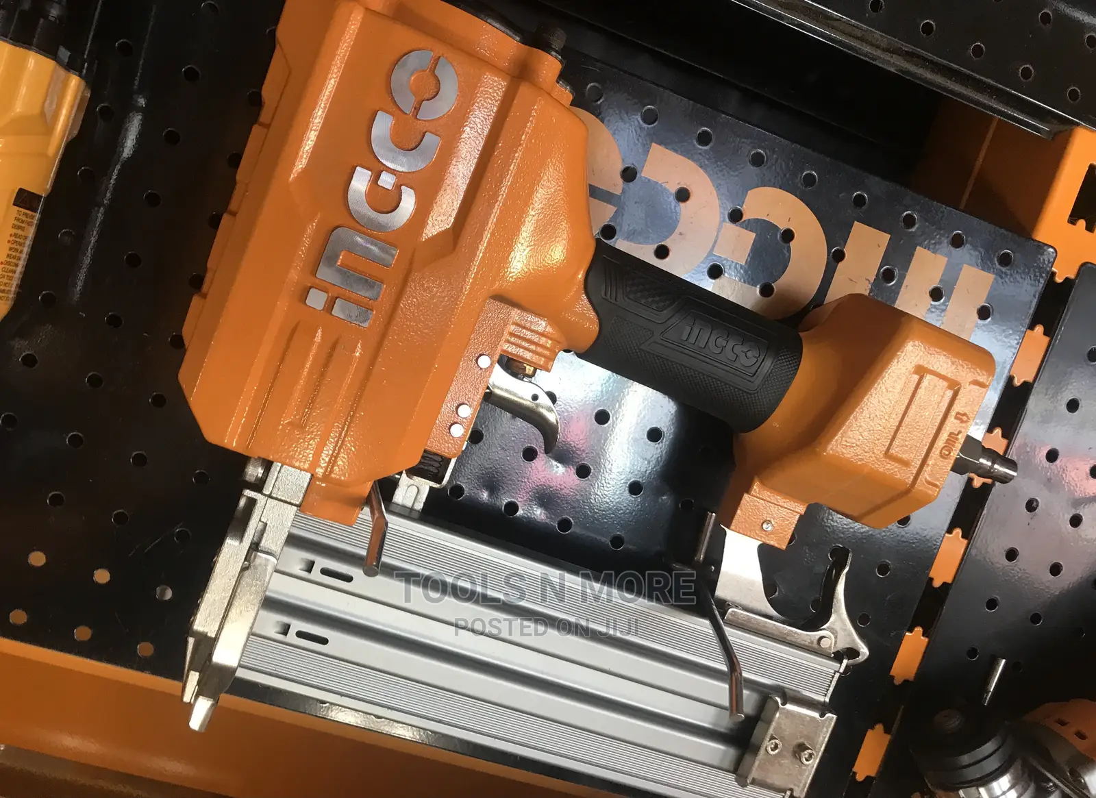 INGCO Air Concrete Nailer