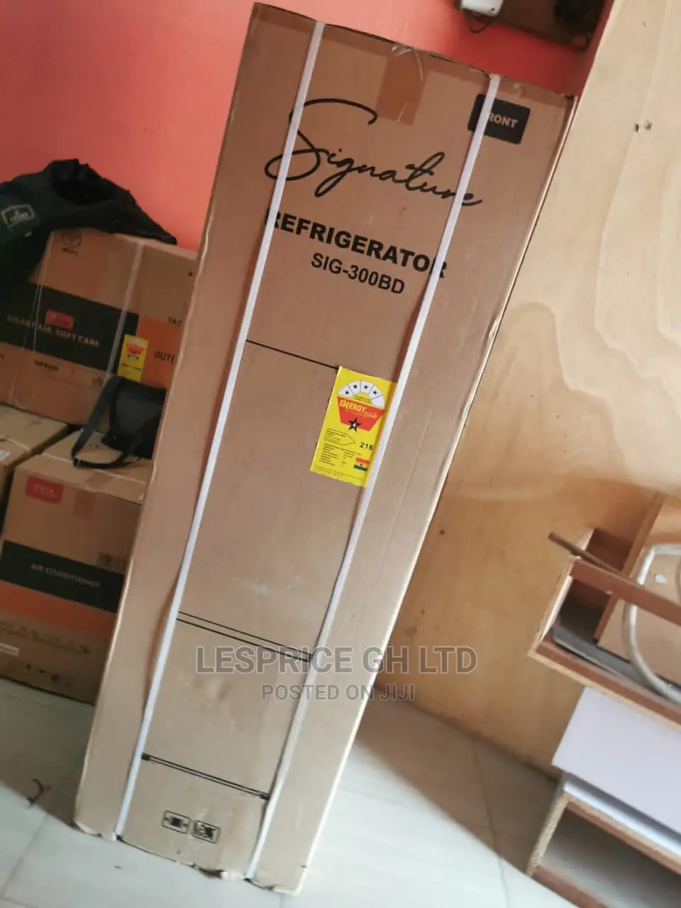 Fascinating Signature Refrigerator 273L