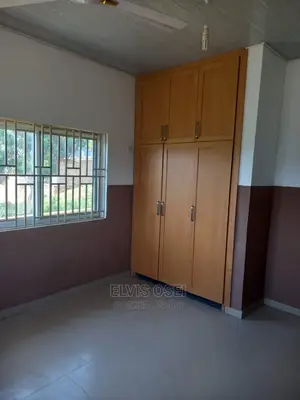 3bdrm House in Westhill Mall, Kasoa for Rent