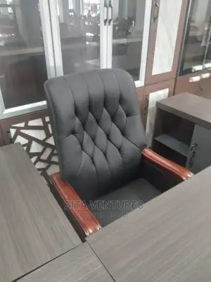 Manager Chair