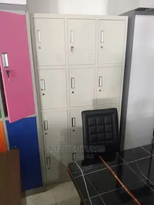 15 Doors Metal Cabinet