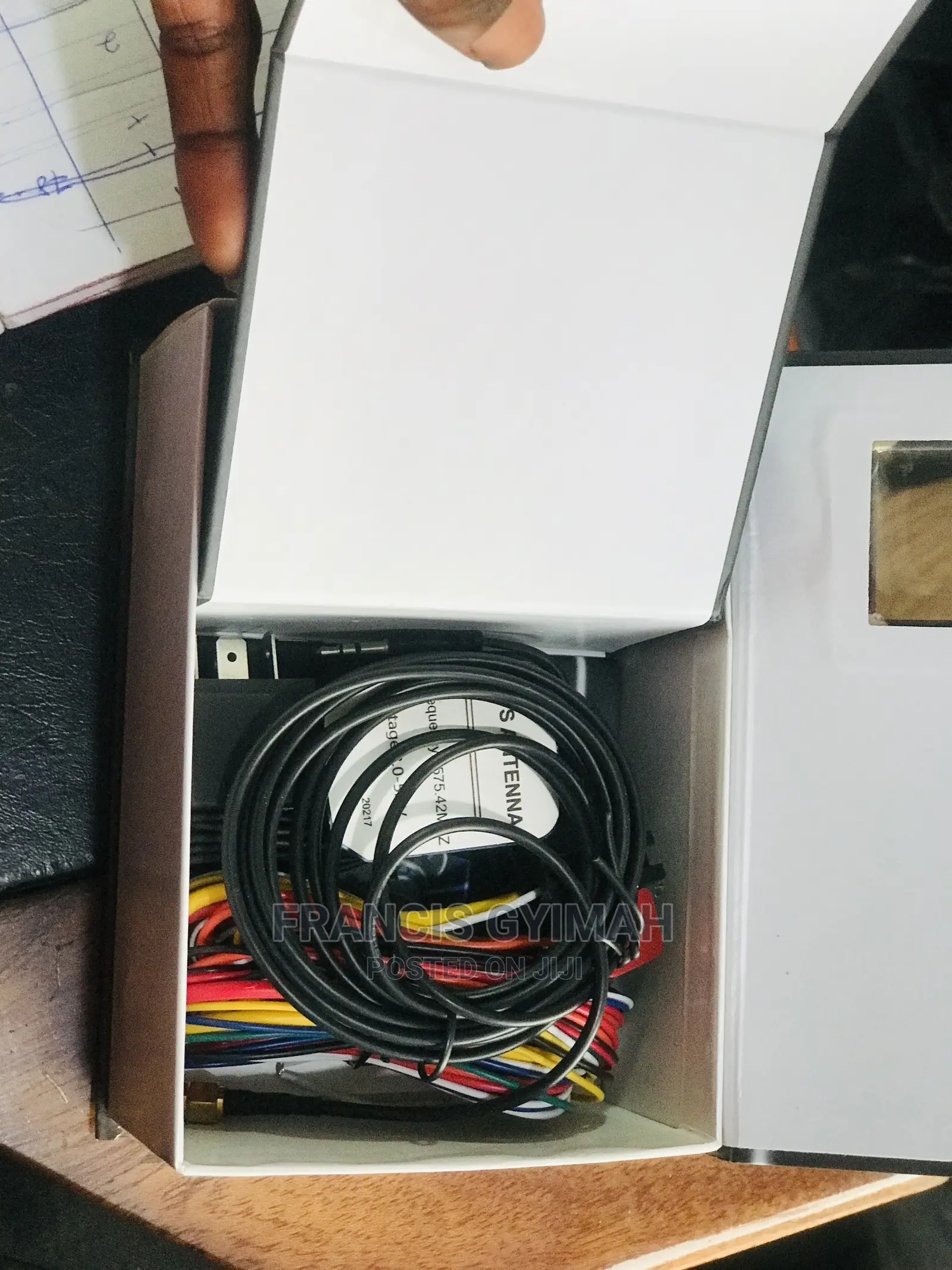 Car Trucker and Alarm for Security R