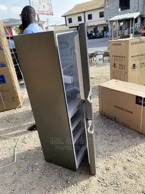 Zara Refrigerator Keeps Your Food Fresh for a Long Time.