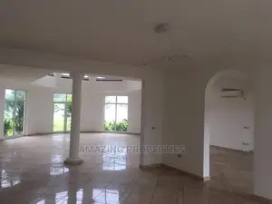 4bdrm House in East Legon for Sale