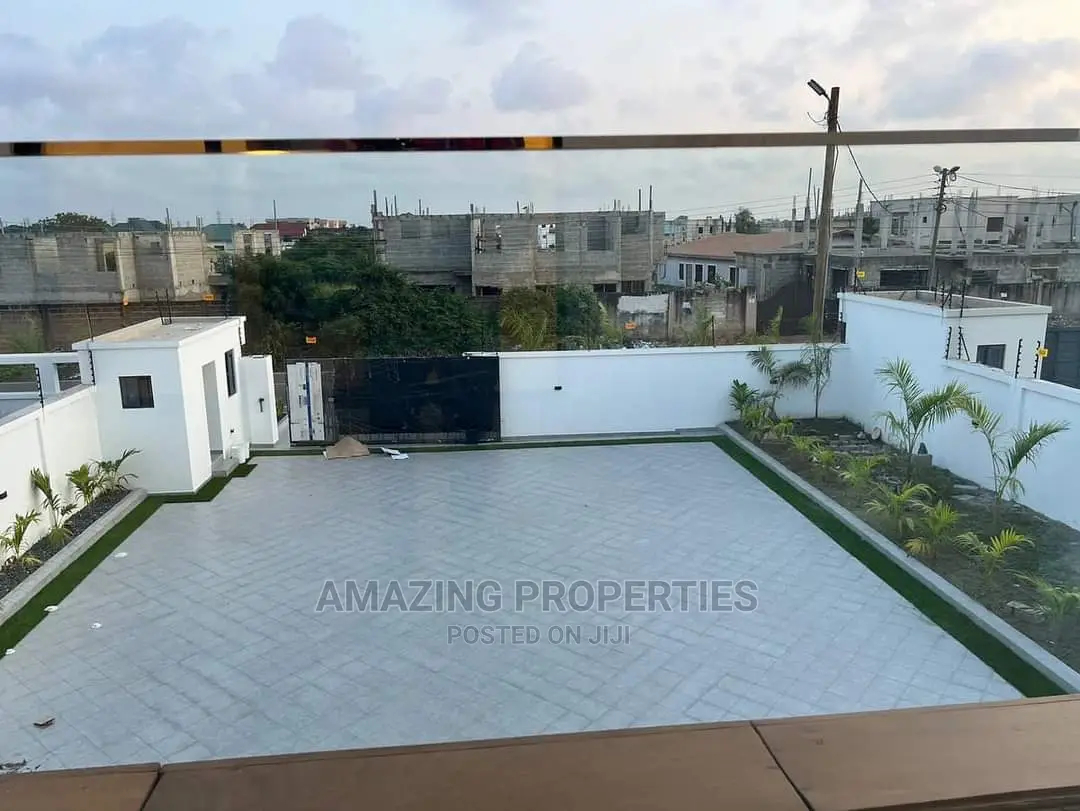 4bdrm House in East Legon for Sale