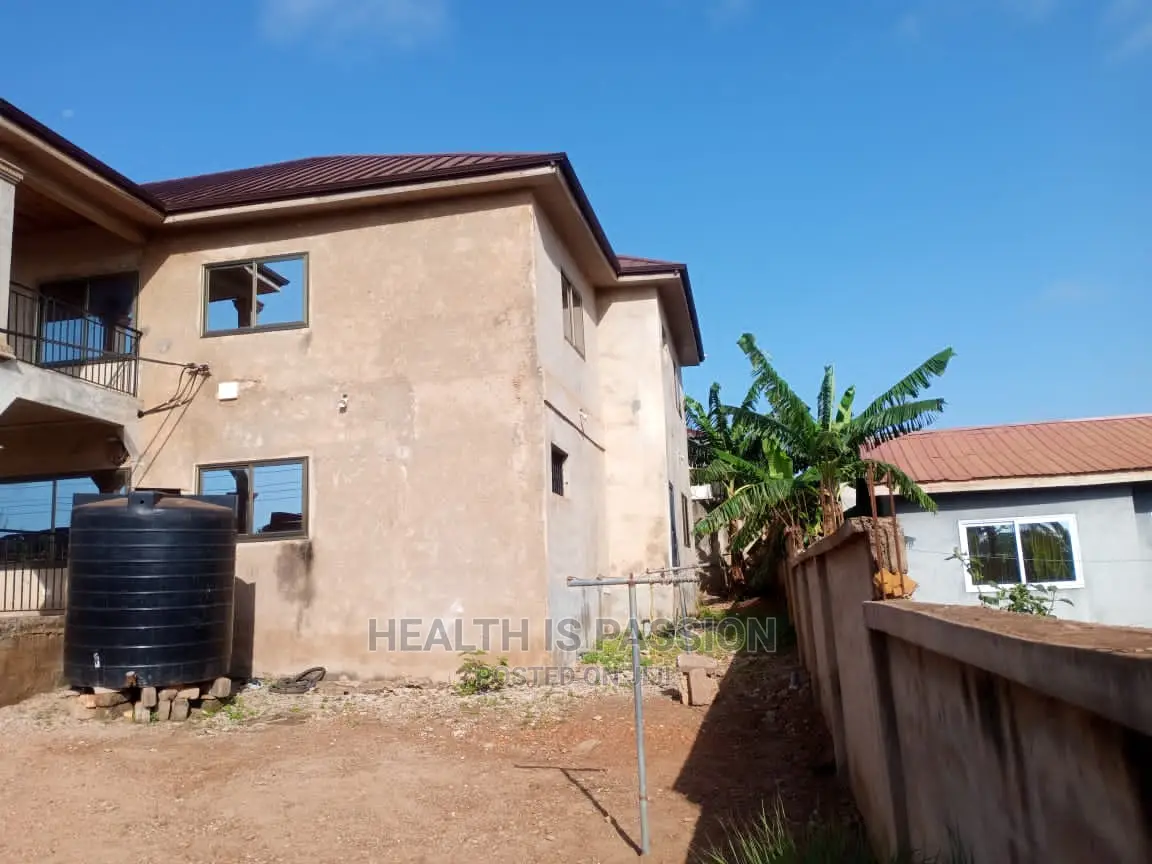 Furnished 5bdrm Block of Flats in Accra Metropolitan for Sale