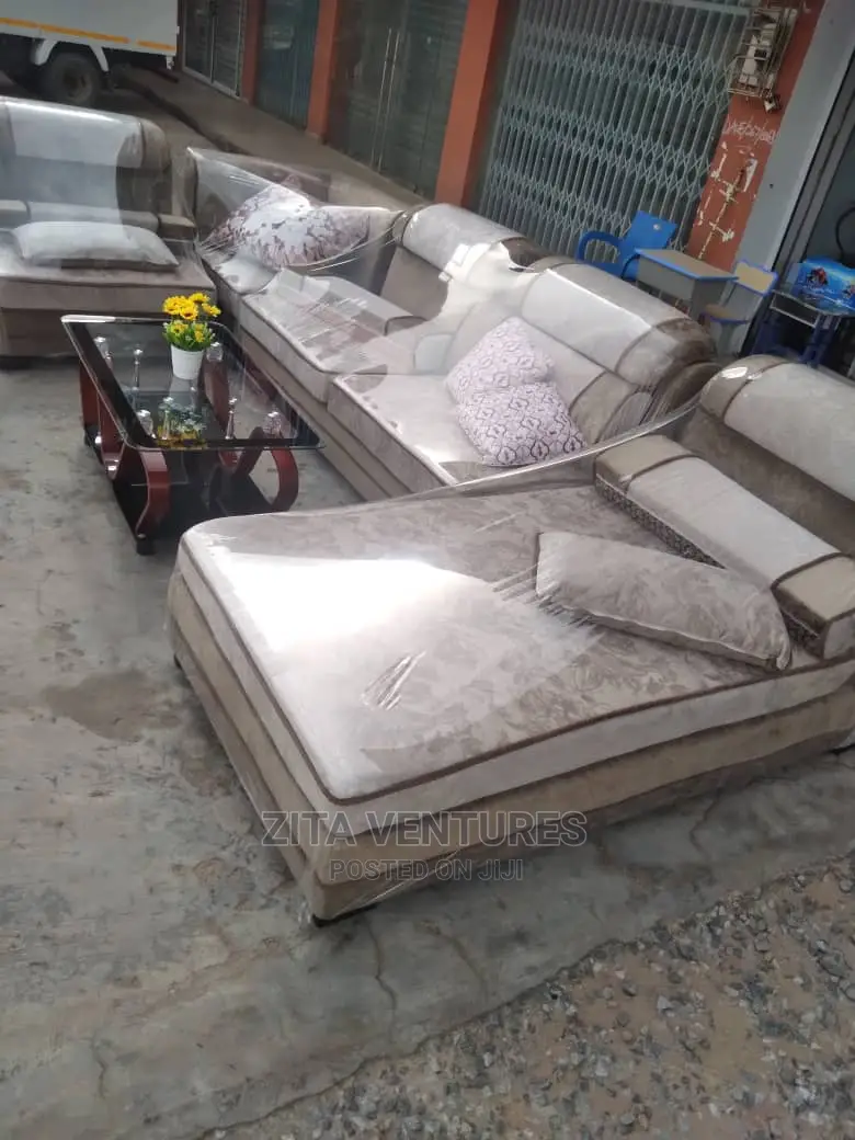 4 Set Sofa