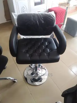 Cocktail Chair