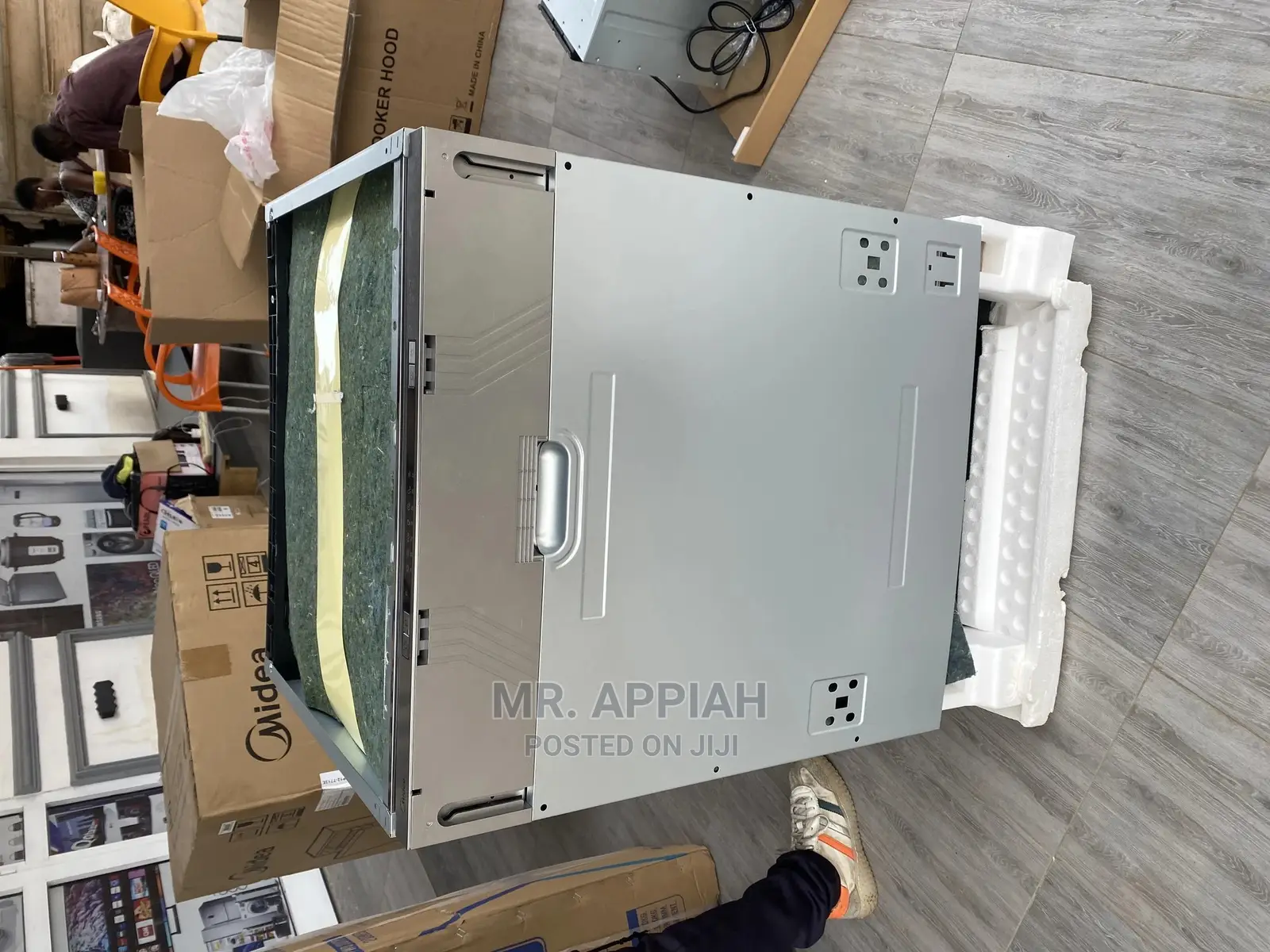 Extremely Durable Midea Dishwasher(WQP12-7713E)Available 