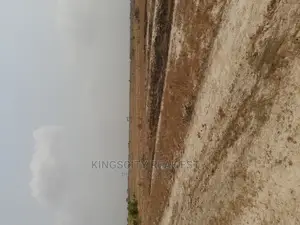 Estate Land for Sale : No Land Guards