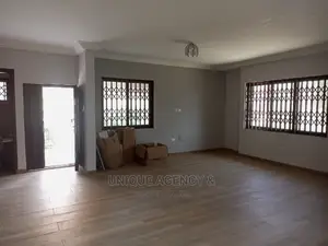 2bdrm Apartment in Mensabar, Tema Metropolitan for rent