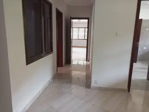 2bdrm Apartment in Mensabar, Tema Metropolitan for rent